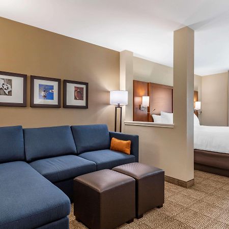 Comfort Inn & Suites Waller Exterior photo